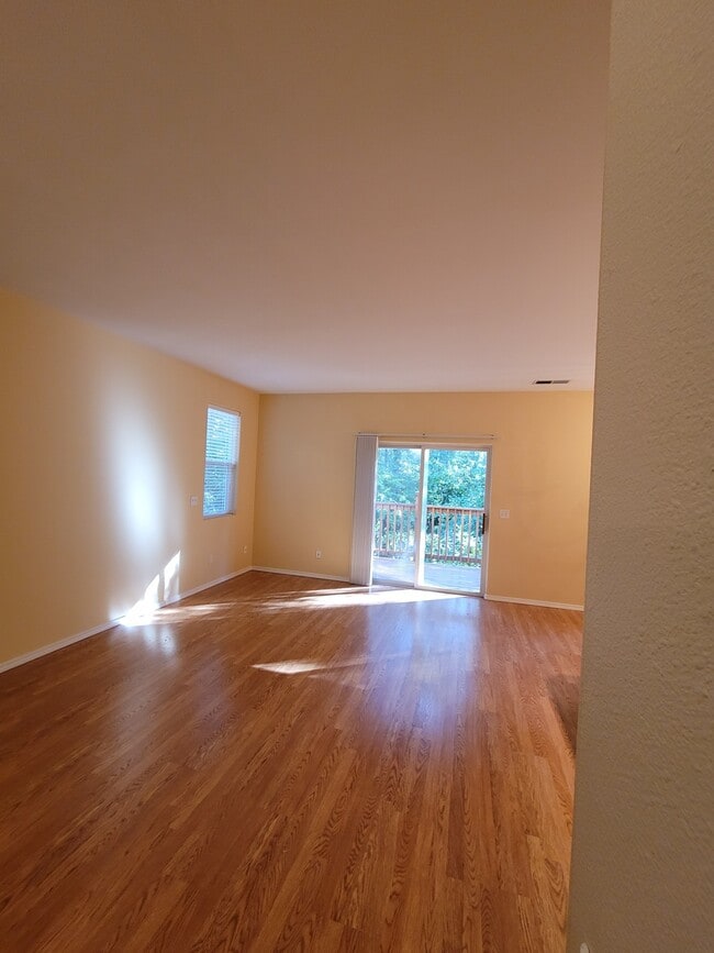 Building Photo - 15600 SW Talus Way