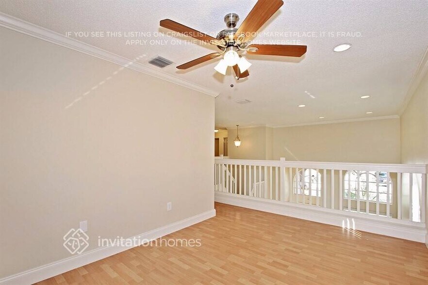 Building Photo - 6251 Oak Bluff Way