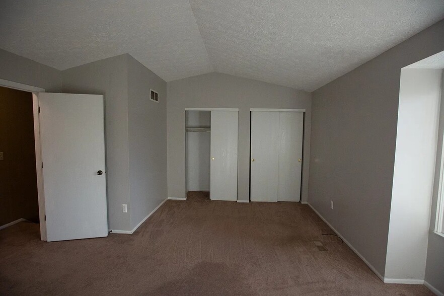 Building Photo - 1264 Michigan Ave