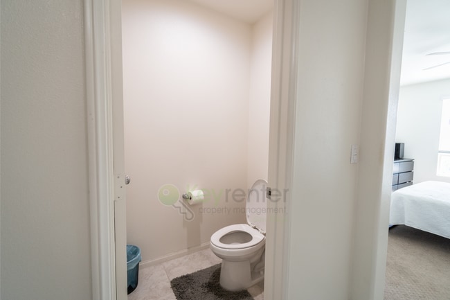 Building Photo - Stunning Verano at Skyline |Gated Communit...