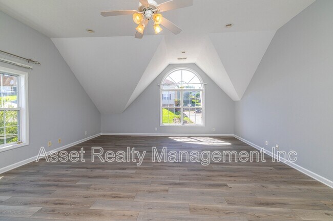 Building Photo - 1217 Dreamview Ln