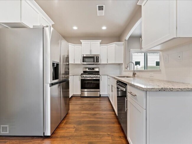 Building Photo - Coming Soon in Meridian! 3 Bed Beauty w/ A...