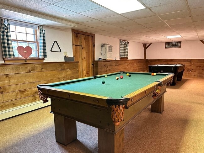 Building Photo - 4 Chestnut St