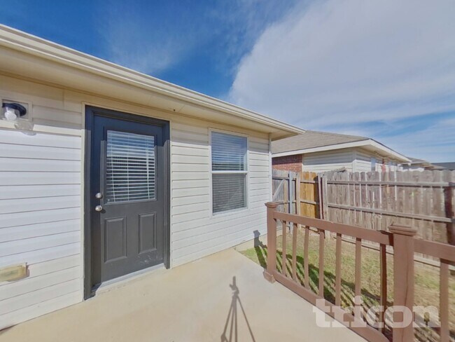 Building Photo - 1448 Castle Ridge Rd