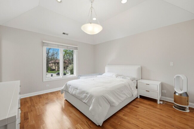 Building Photo - 2181 2nd St