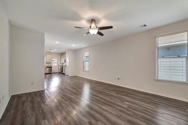 Building Photo - 16719 Rover Ln