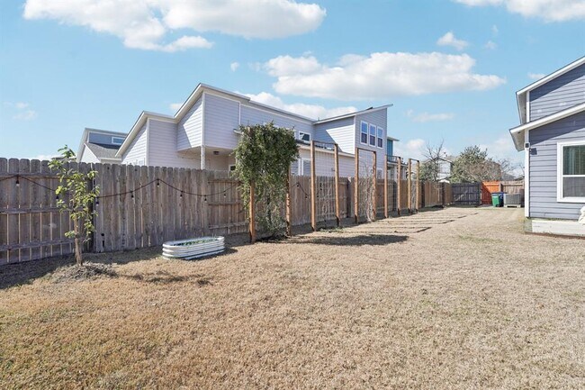 Building Photo - 7113 Garnet Mill Ln