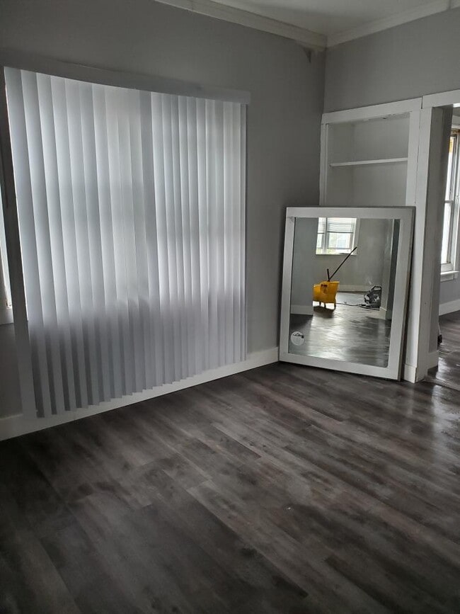 Building Photo - JDR