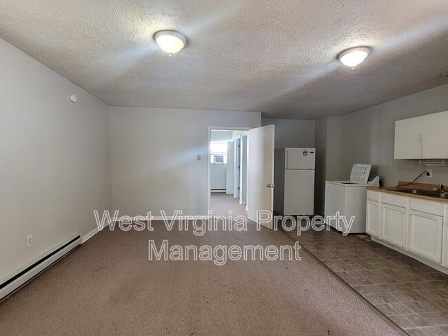Building Photo - 345 Prosperity Rd