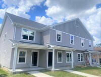 Building Photo - 302 S Lodge Ln