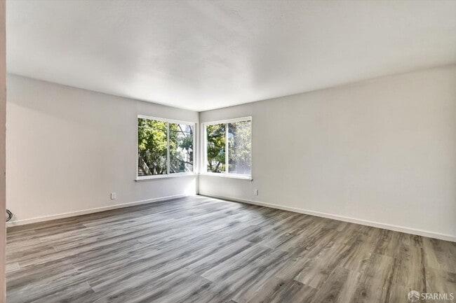 Building Photo - 700 Shotwell St