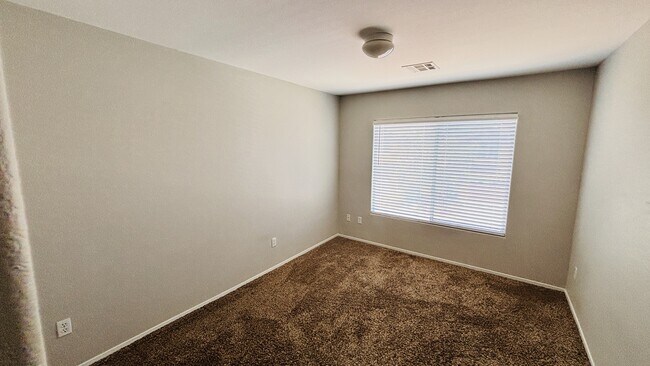 Building Photo - 9171 Vintage Wine Ave