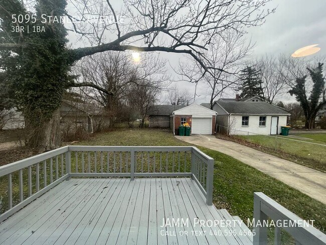 Building Photo - Maple Heights: SINGLE FAMILY 3-Bedroom