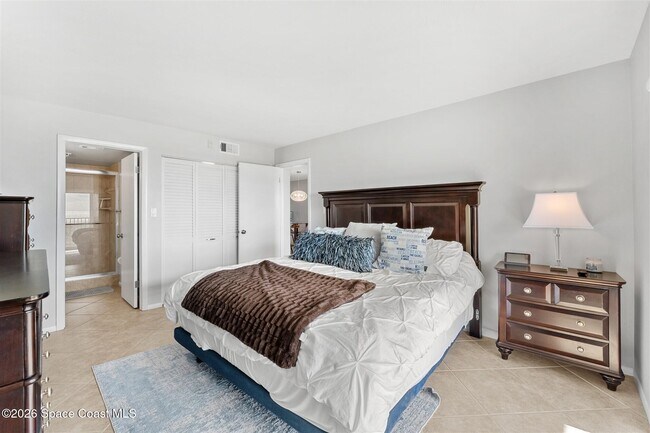 Building Photo - 4100 Ocean Beach Blvd
