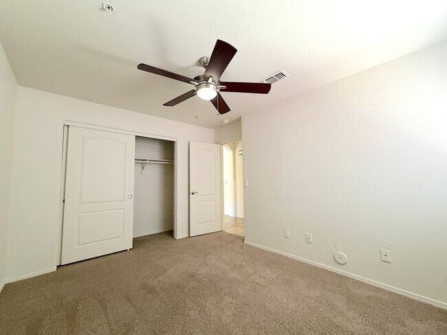 Building Photo - PRICE REDUCED – Fresh Updates in Prime Scottsdale Location!