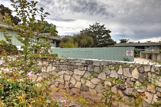 Building Photo - 3639 San Remo Dr