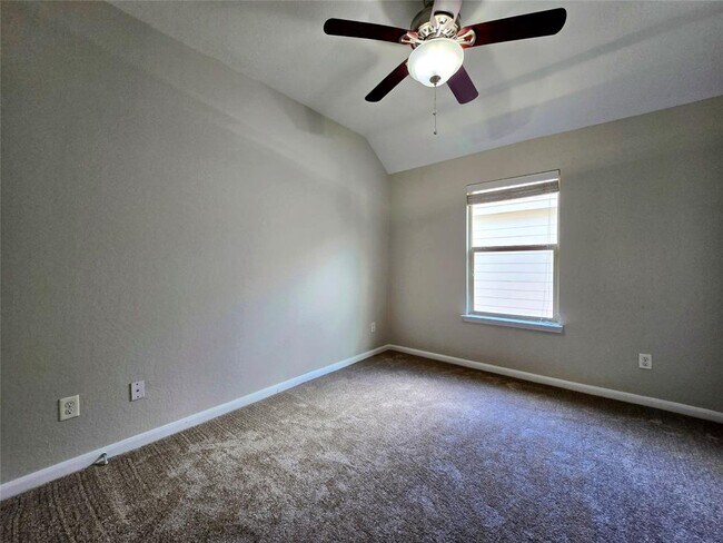 Building Photo - 6139 Sierra Springs Ln