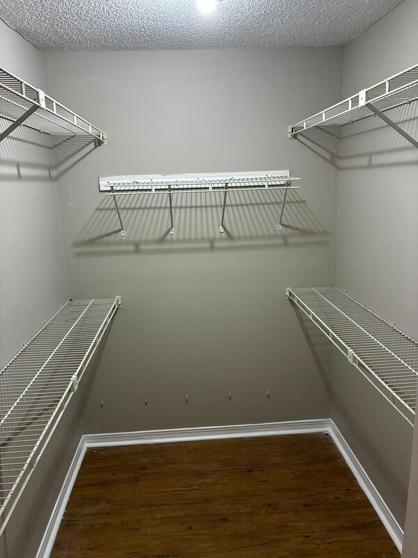 Building Photo - 11671 Tanager Dr