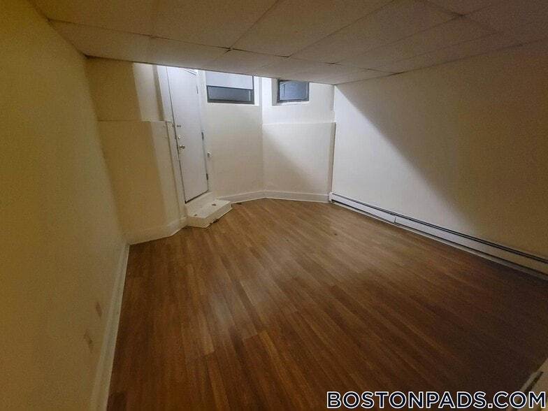 Building Photo - 1144 Commonwealth Ave