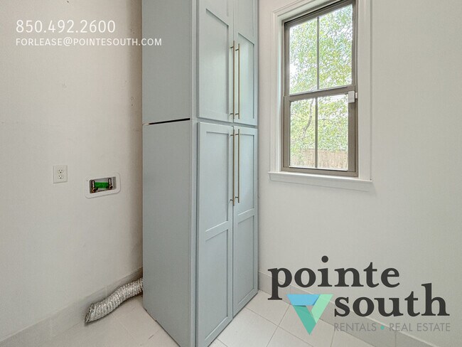 Building Photo - 10682 Noreaster Way