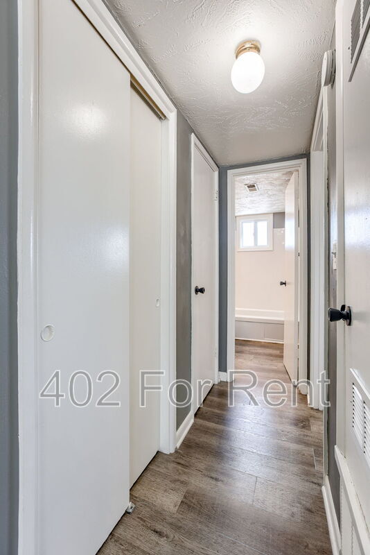 Building Photo - 1015 N 47th Ave