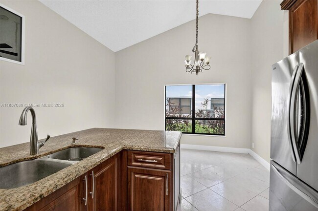 Building Photo - 9517 El Clair Ranch Rd