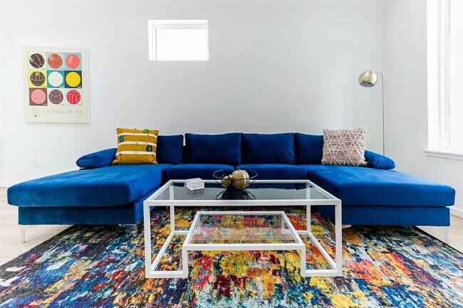 Building Photo - 4303 Chester St