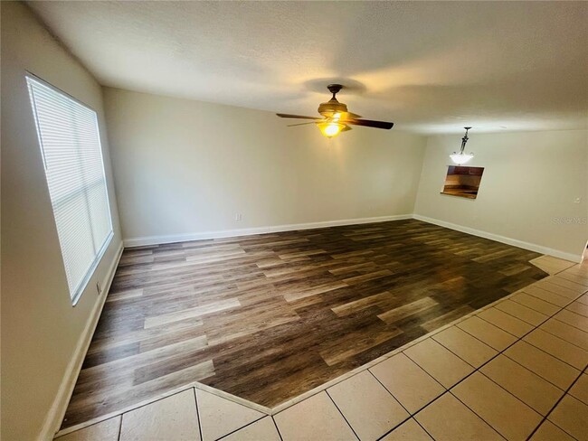 Building Photo - 1602 BENDING BROOK Way