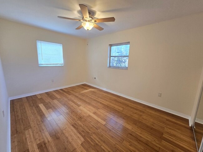 Building Photo - South Sarasota/ Gulf Gate 3 bed/ 1 bath Home ~ Coming Soon!