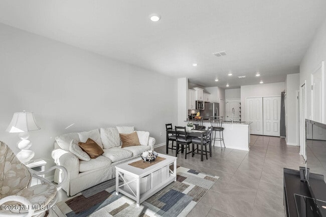 Building Photo - 262 Talulla Trl