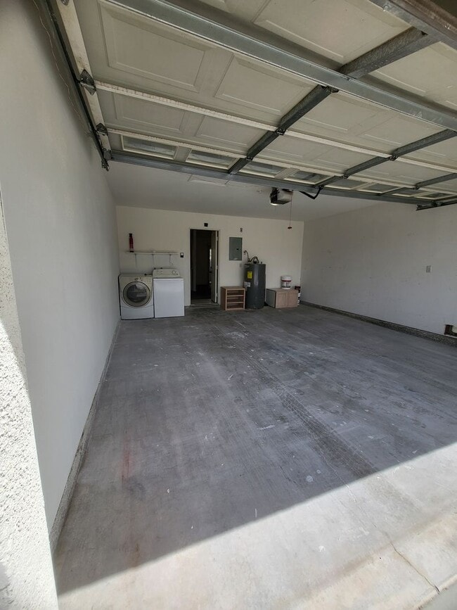Building Photo - ZILONIS TOWNHOME II - Bourbon Street