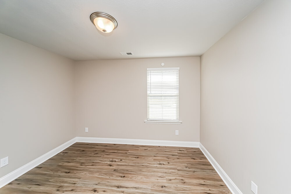 Building Photo - 3441 Sabra Ln