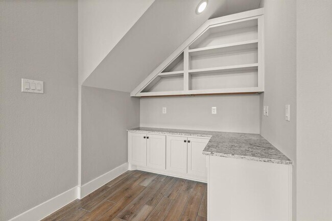 Building Photo - 32707 Fly Fish Wy