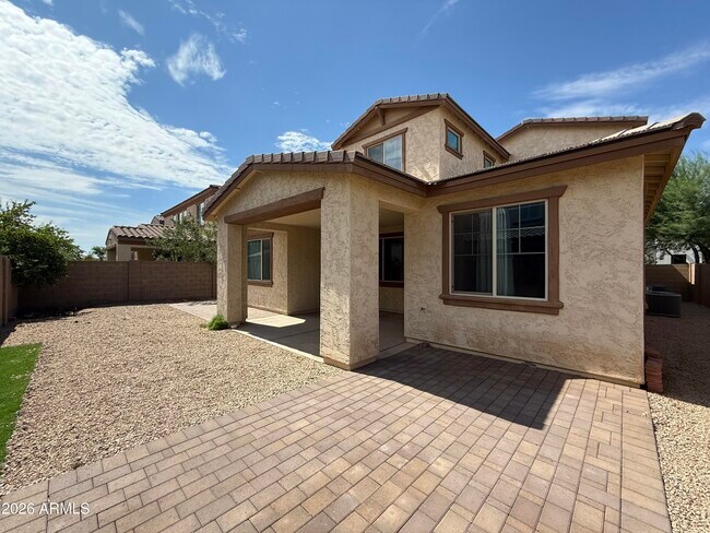 Building Photo - 263 E Lantana Dr