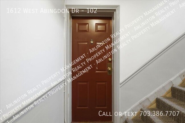 Building Photo - 1612 W Abingdon Dr