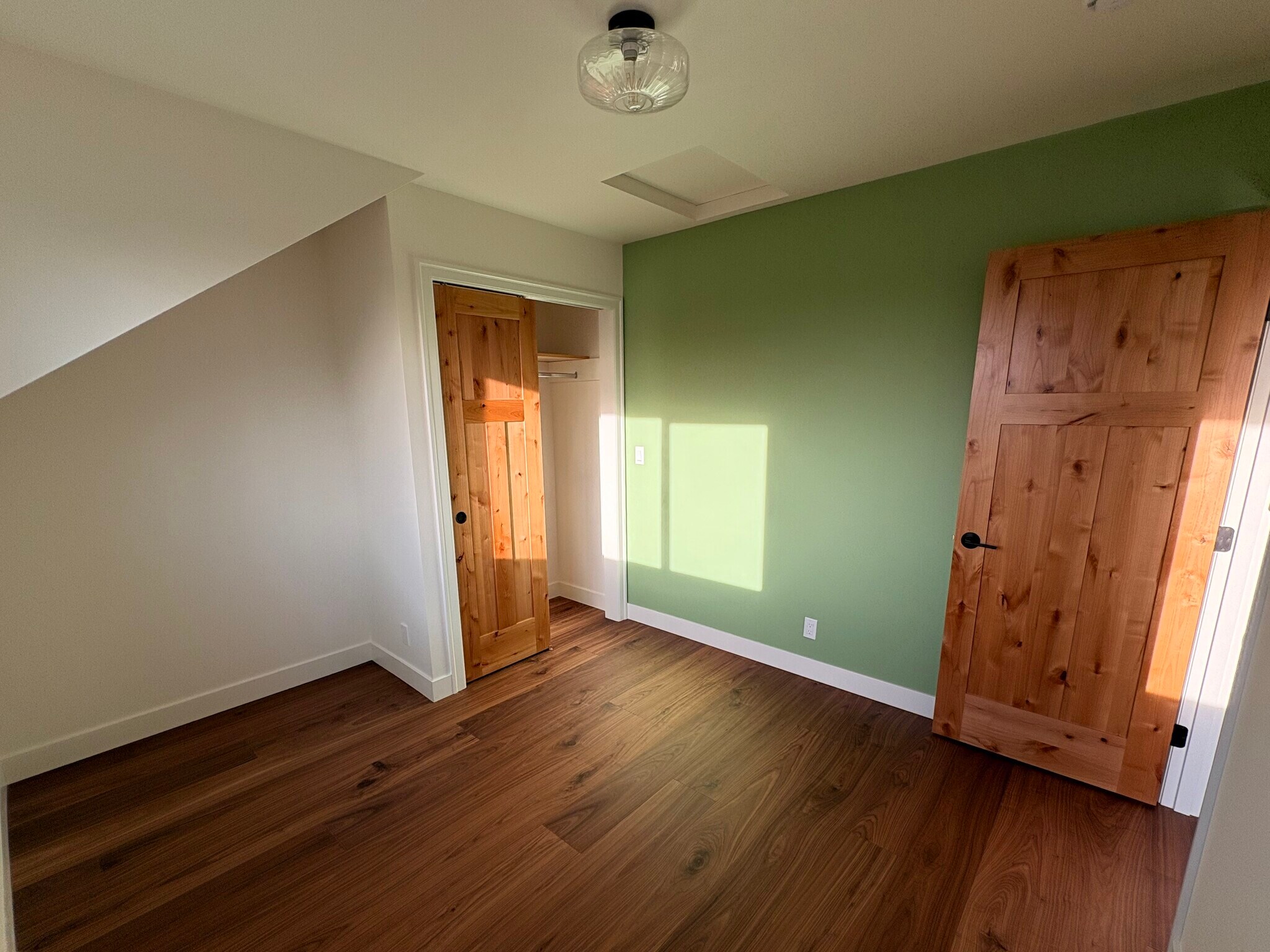 Building Photo - 2515 Yew St