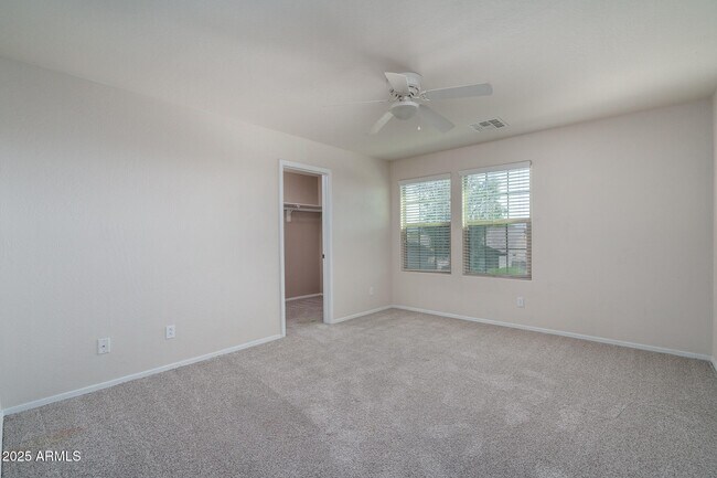Building Photo - 10822 W Saddlehorn Rd