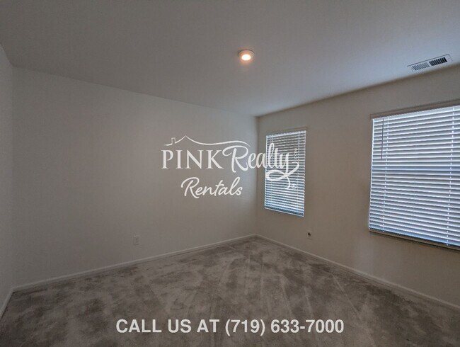 Building Photo - 8021 Buffalo Horn Dr