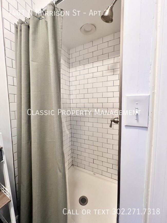 Building Photo - 1401 N Harrison St