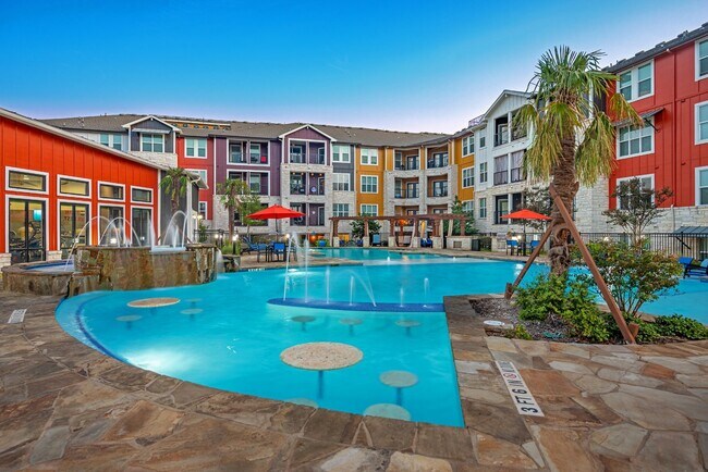 Building Photo - Sonterra Blue