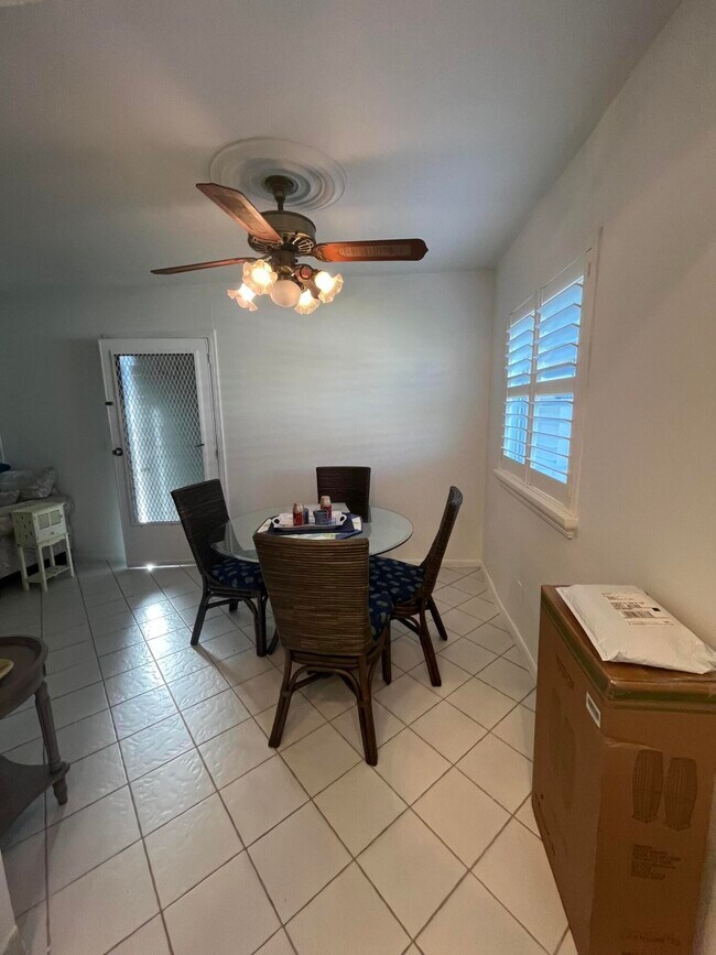 Building Photo - 88 Monaco Ct