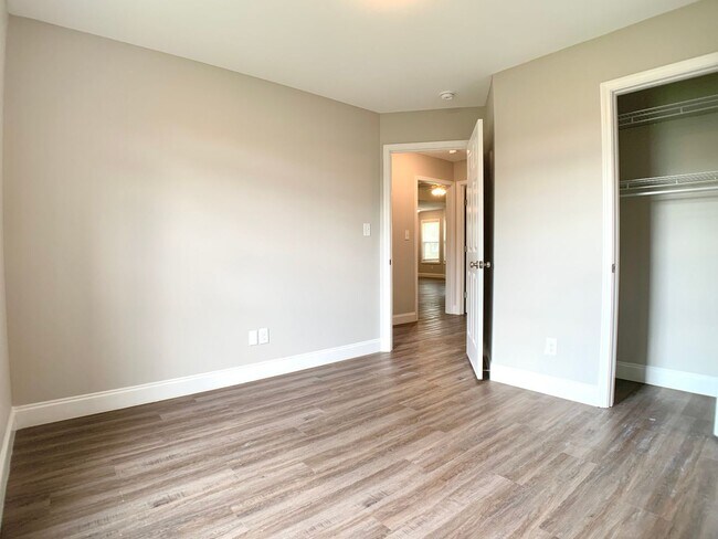 Building Photo - 1764 Cranwell Ct