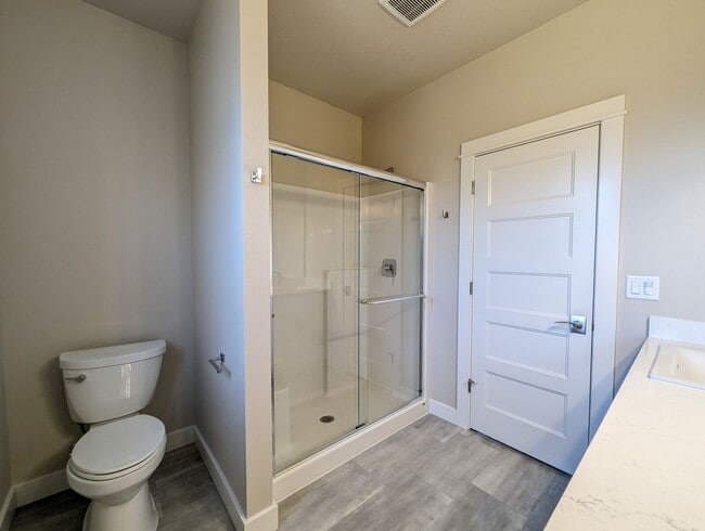 Building Photo - Beautiful 3bed/2bath home in Springfield!