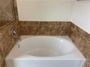 Building Photo - 6617 Moores Ferry Dr