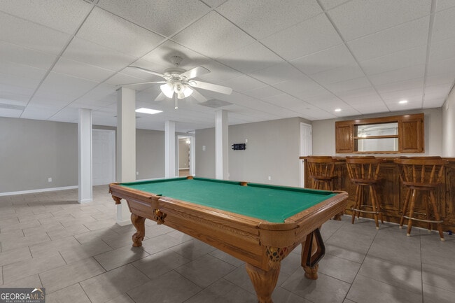 Building Photo - 135 Handshaker Ct