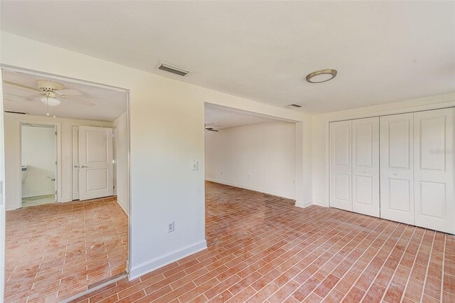 Building Photo - 4308 Summersun Dr