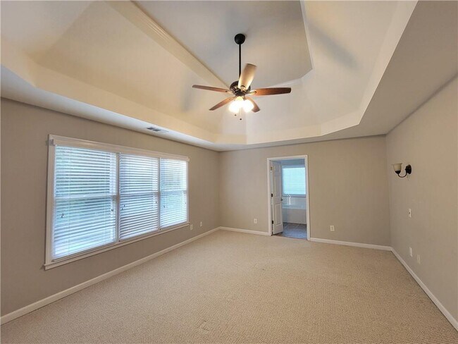 Building Photo - 392 Hickory Haven Terrace