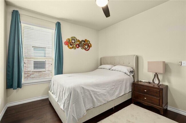 Building Photo - 17621 Silent Harbor Loop