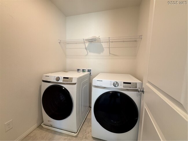 Building Photo - 8211 Lantana Spgs St