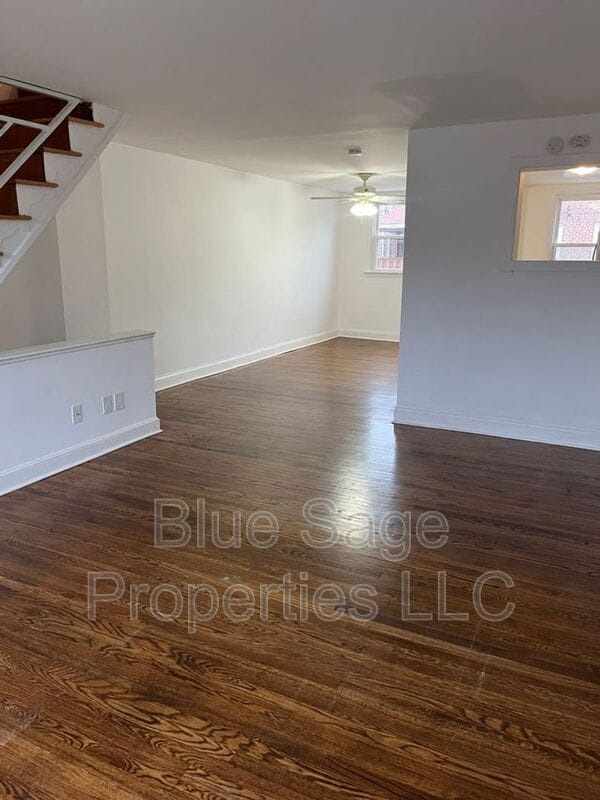 Building Photo - 229 Spruce St